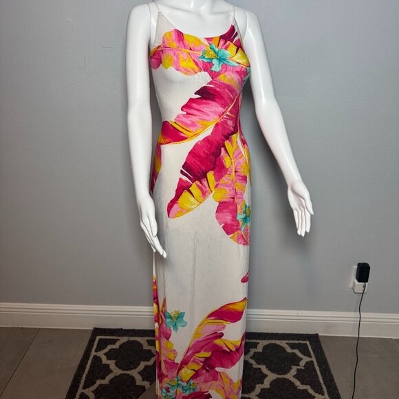 Fashion Nova Tropical Vibes Floral Maxi Dress - Picture 4 of 6